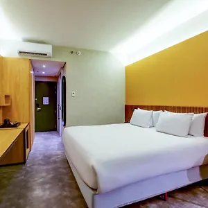 **** Hotel Hilton Garden Reboucas Brazil
